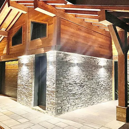 Summit 5 Stars Chalet Courchevel