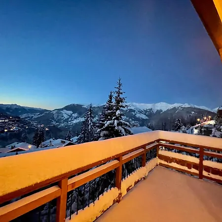 Summit 5 Stars Chalet